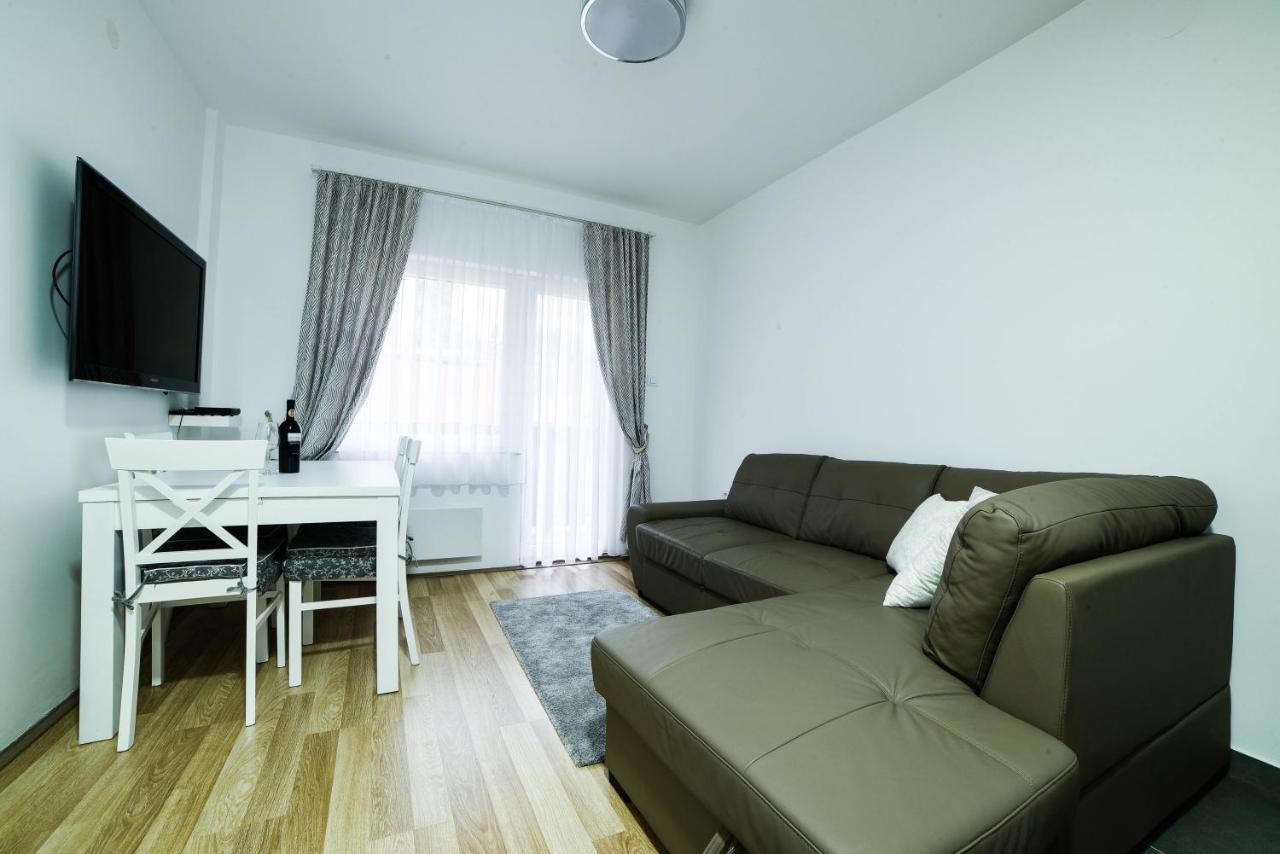Jollykop Apartments โคเปานิก ภายนอก รูปภาพ